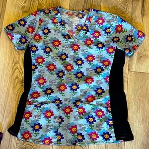 Floral Print Scrub Top that says “Good vibes only”